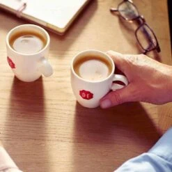 Douwe Egberts Aroma Rood Sticks Oploskoffie - 6 X 25 Zakjes -Koffie Apparatuur 1200x1200 191