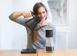 FELLOW - Stagg [XF] Set (Dripper + Carafe) - Handmatige Filterkoffie Set -Koffie Apparatuur 1200x886 2