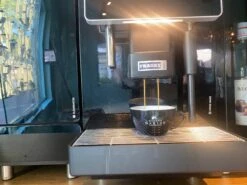 Franke A600 FM CM - Full Option - Demo Koffiemachine -Koffie Apparatuur Franke A600 CM FM demo koffiemachine kopje koffie