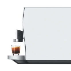 JURA Z10 Diamond White (EA) Met €89 Gratis Koffie én 2+1 Jaar Extra Garantie -Koffie Apparatuur Jura z10 diamond white koffiemachine zijkant 14ff016a ea6e 46ce b4ab 9746e68c5eb3