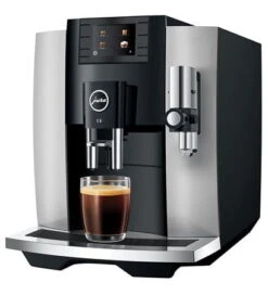 JURA E8 Platin (EB) Met €49 Gratis Koffie 11 JURA E8 Platin (EB) Met €49 Gratis Koffie -Koffie Apparatuur jura e8 eb platin koffiemachine zijkant